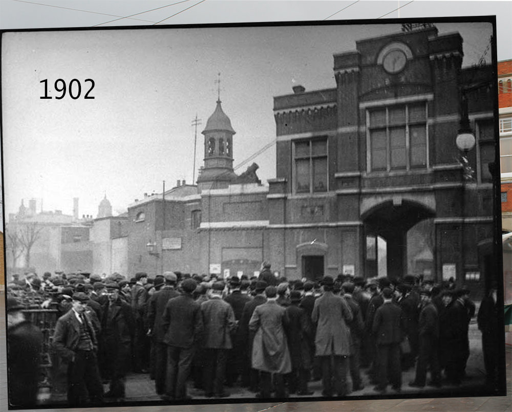 Crowd at Woolwich Arsenal